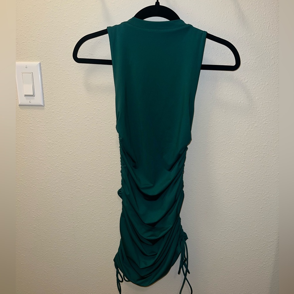 Superdown Green Ruched Halter Mini Dress - Picture 4 of 4